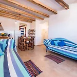Villa Lindos Muse